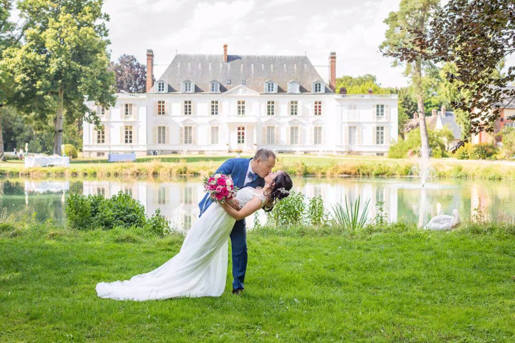 photographe-mariage-chateau-de-barthelemy-48