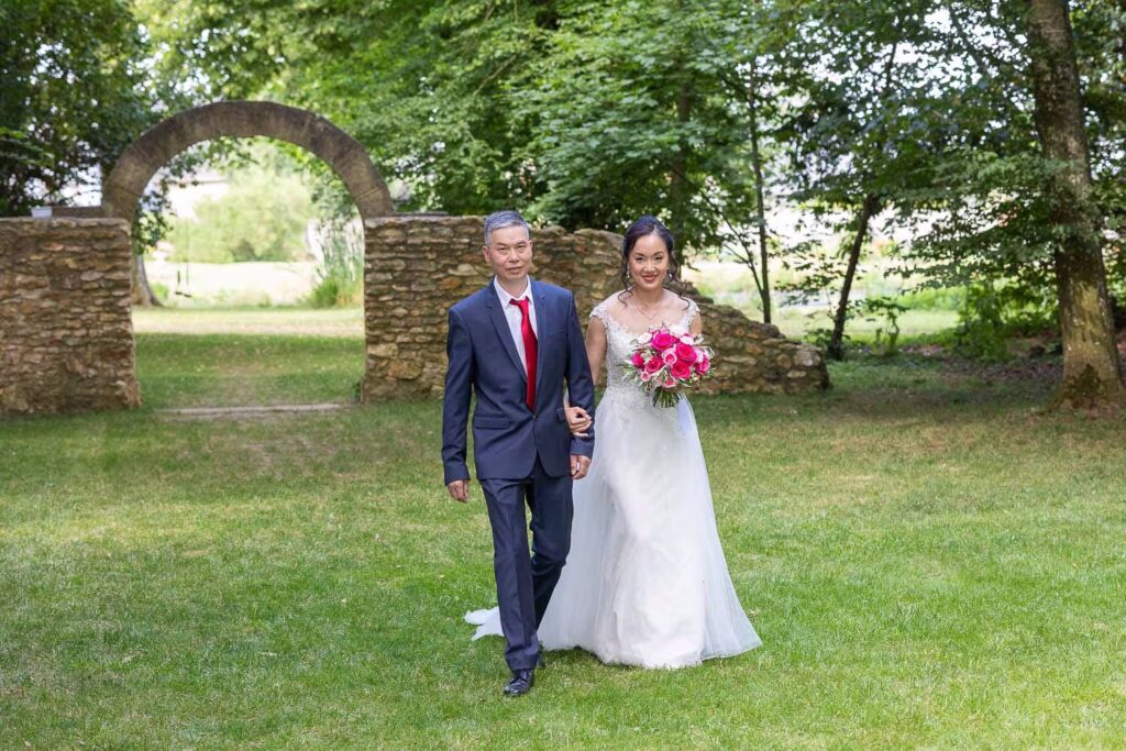 photographe-mariage-chateau-de-barthelemy-54